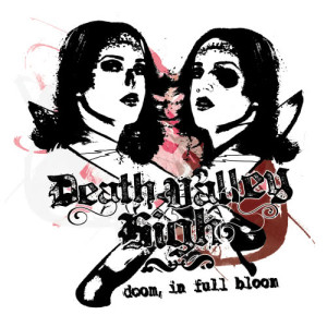 ดาวน์โหลดและฟังเพลง I Kiss a Girl พร้อมเนื้อเพลงจาก Death Valley High