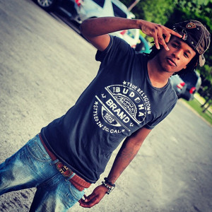 Listen to Round Here (Explicit) song with lyrics from La Capone