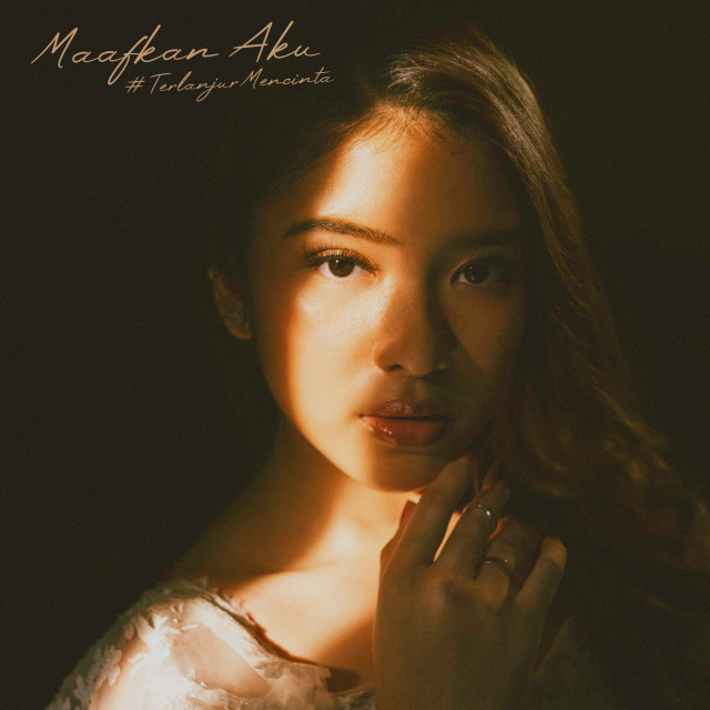 Download Lagu Maafkan Aku terlanjurmencinta oleh Tiara