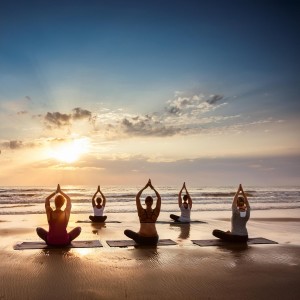 Chakra de corazón abierto de 528 Hz的專輯Paisajes Sonoros Tranquilos Para La Concentración En Yoga