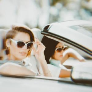 Que K的專輯Foreign (feat. Mac Louchiee) [Explicit]