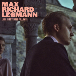 ดาวน์โหลดและฟังเพลง Einen im Tee พร้อมเนื้อเพลงจาก Max Richard Leßmann