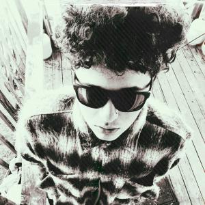 收聽Kurly Q的P A I N (feat. kyeaintdead) (Explicit)歌詞歌曲