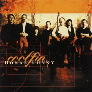 ดาวน์โหลดและฟังเพลง Moldavian Triptich พร้อมเนื้อเพลงจาก Donal Lunny