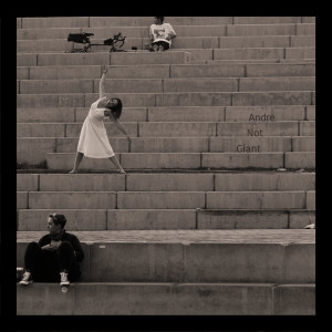 Dengarkan Aura lagu dari Andre Not Giant dengan lirik