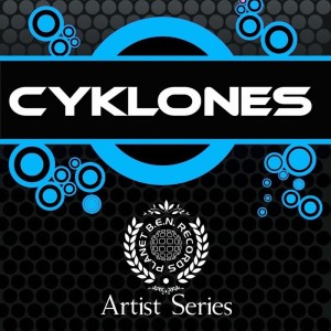 Dengarkan Early Birds lagu dari Cyklones dengan lirik