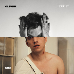 Dengarkan lagu Fruit nyanyian Oliver Sim dengan lirik