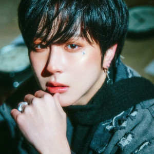 奇煜 (ONEWE) ดาวน์โหลดและฟังเพลงฮิตจาก 奇煜 (ONEWE)