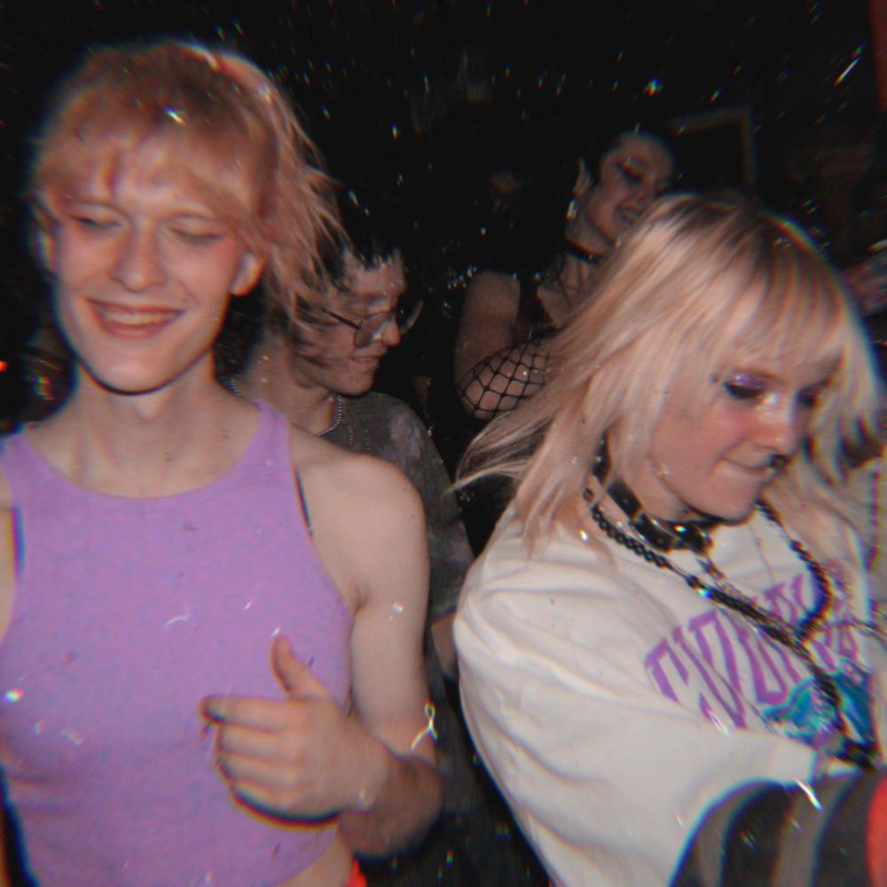 Pretty Girl Things (Outro)