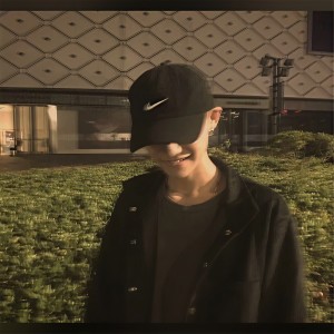 ดาวน์โหลดและฟังเพลง 察觉 พร้อมเนื้อเพลงจาก 小阿哲