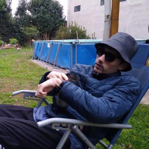 收聽chebrolet的RASTACUERO歌詞歌曲