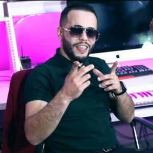 Album راني ضارب عشقة في جارتي from Cheb Amine Sghir