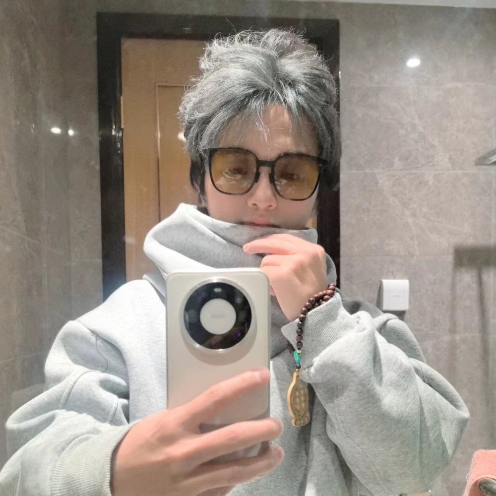 洛松维