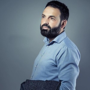 Listen to Ju Gëzu zemra Nanës song with lyrics from Adem Ramadani