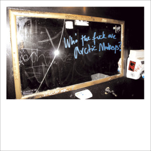 ดาวน์โหลดและฟังเพลง The View From The Afternoon พร้อมเนื้อเพลงจาก Arctic Monkeys