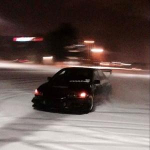 收聽ProdByZeppy的Three歌詞歌曲