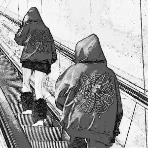 收聽Drakian的solo a mi (feat. ThatKid) (Explicit)歌詞歌曲