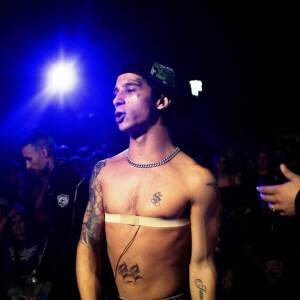 default playlist img