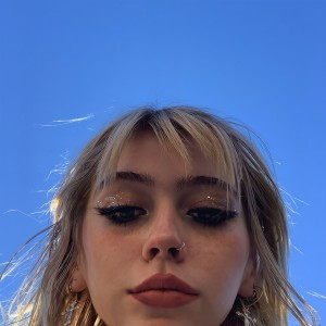 收聽Olivia O.的Fly Me to the Moon歌詞歌曲