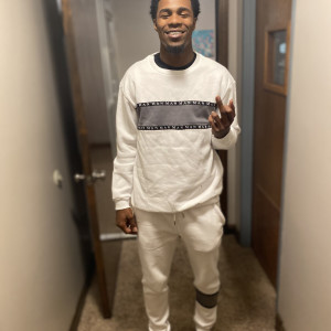 ดาวน์โหลดและฟังเพลง Painless (Explicit) พร้อมเนื้อเพลงจาก Shadie