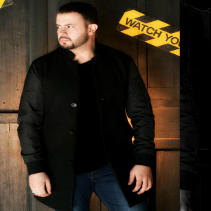 Listen to Bnos Al Layl song with lyrics from Anas Kareem
