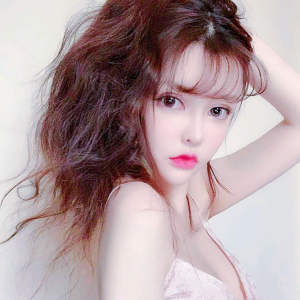 Dengarkan 永不失联的爱 (抖音完整版) lagu dari 周兴哲 dengan lirik