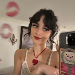 收聽DW1的in luv (Explicit)歌詞歌曲