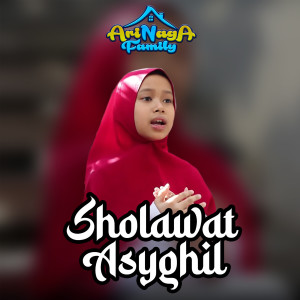Listen to Sholawat Asygil song with lyrics from Arinaga Family