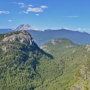 ดาวน์โหลดและฟังเพลง Fade (feat. Jeannine Scarpino) พร้อมเนื้อเพลงจาก Burke Johnson