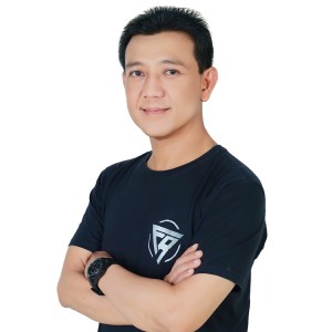 Dengarkan lagu Mixtape 4 DJ FREDY 2023 nyanyian DJ Fredy dengan lirik