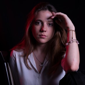 收聽Yeminá Dening的No Te Saco de Mi Cabeza歌詞歌曲