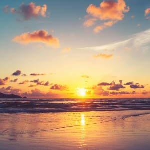 收聽Beautiful Relaxing Music Channel的Calm Evening Therapy Music歌詞歌曲