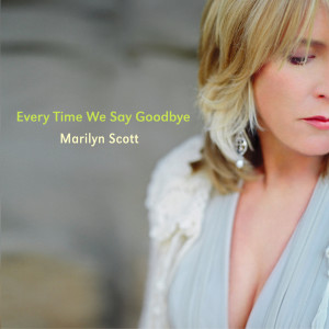 ดาวน์โหลดและฟังเพลง 恋は永遠に พร้อมเนื้อเพลงจาก Marilyn Scott