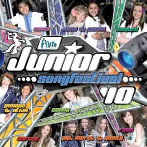 ดาวน์โหลดและฟังเพลง My Family พร้อมเนื้อเพลงจาก Anna & Senna