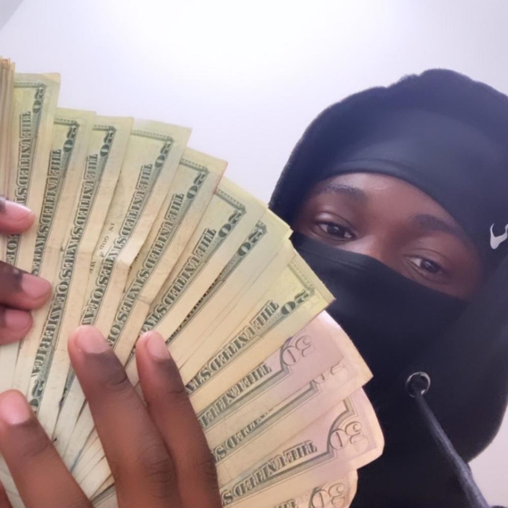 Aint Fuckn Wit Us (feat. 4k) (Explicit)