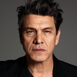 ดาวน์โหลดและฟังเพลง Je panique en douceur พร้อมเนื้อเพลงจาก Marc Lavoine