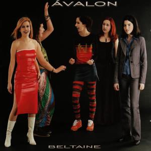 收聽Avalon的Ávalon歌詞歌曲