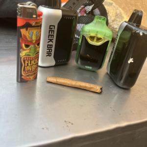 ดาวน์โหลดและฟังเพลง Fosho (Explicit) พร้อมเนื้อเพลงจาก Exsotic