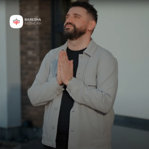 收聽Taulant Bajraliu的Qika jem, djali jem歌詞歌曲