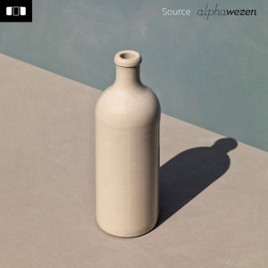 Listen to Easy song with lyrics from Alphawezen