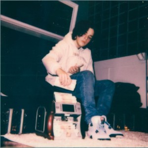 ดาวน์โหลดและฟังเพลง Вливаю พร้อมเนื้อเพลงจาก LIL MORDY 117