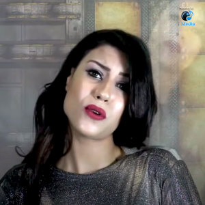 Dengarkan Ana Qolt lagu dari Malika dengan lirik