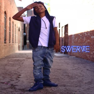 ดาวน์โหลดและฟังเพลง Swerve พร้อมเนื้อเพลงจาก DJ Kiss