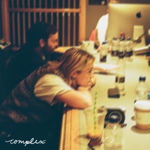 收聽Katie Gregson-MacLeod的complex歌詞歌曲