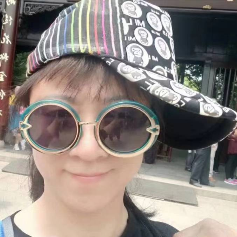 卢爱蓉