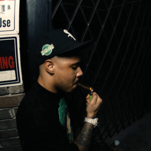 default playlist img