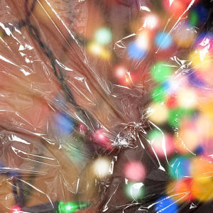 收聽Lily Massie的don't want christmas歌詞歌曲