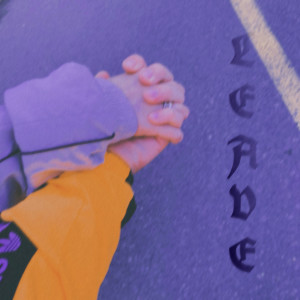 收聽Clio的Leave歌詞歌曲