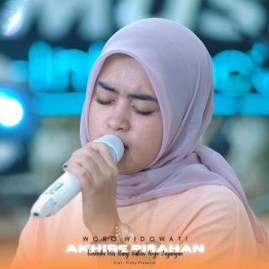 Dengarkan Akhire Pisahan lagu dari Woro Widowati dengan lirik