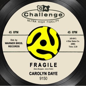 收聽Carolyn Daye的Fragile歌詞歌曲